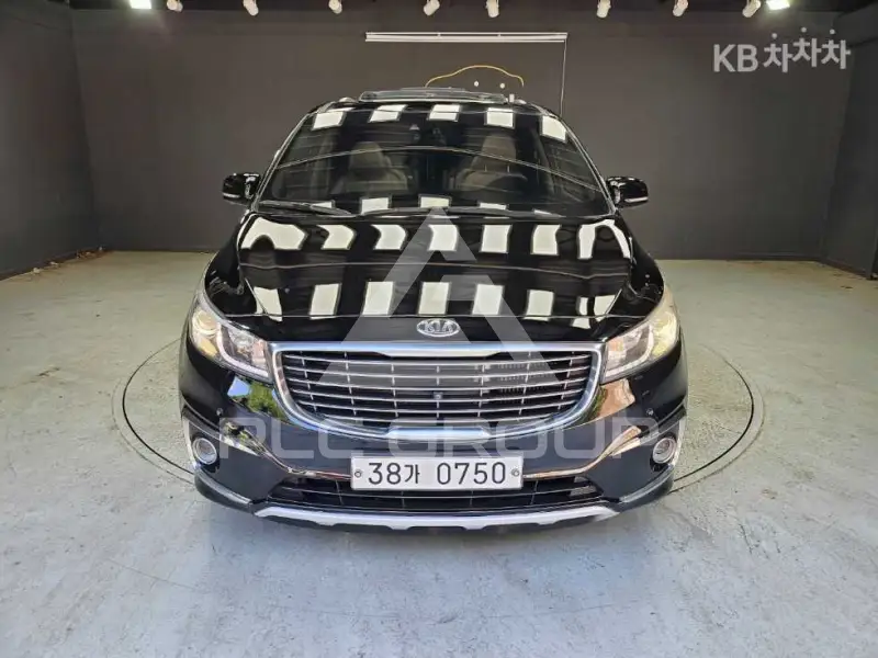 2016 KIA Carnival