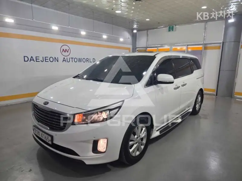 2016 KIA Carnival