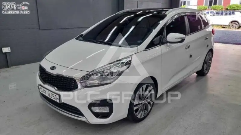 2016 KIA Carens