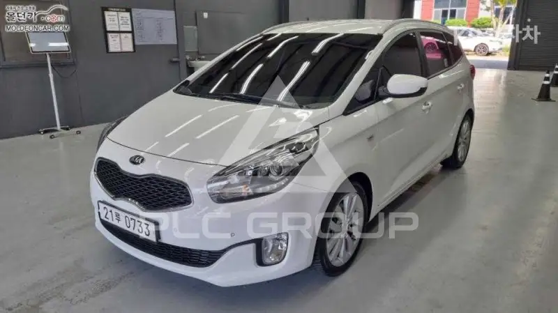 2016 KIA Carens