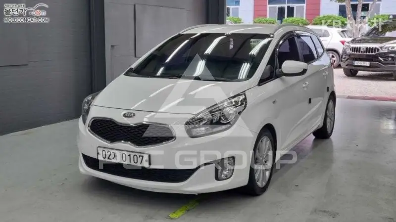 2016 KIA Carens