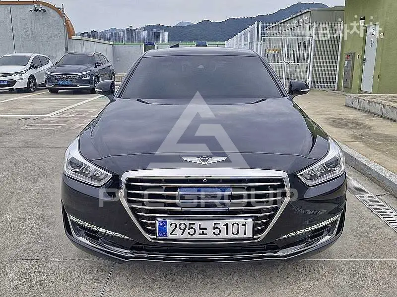 2016 Genesis G90