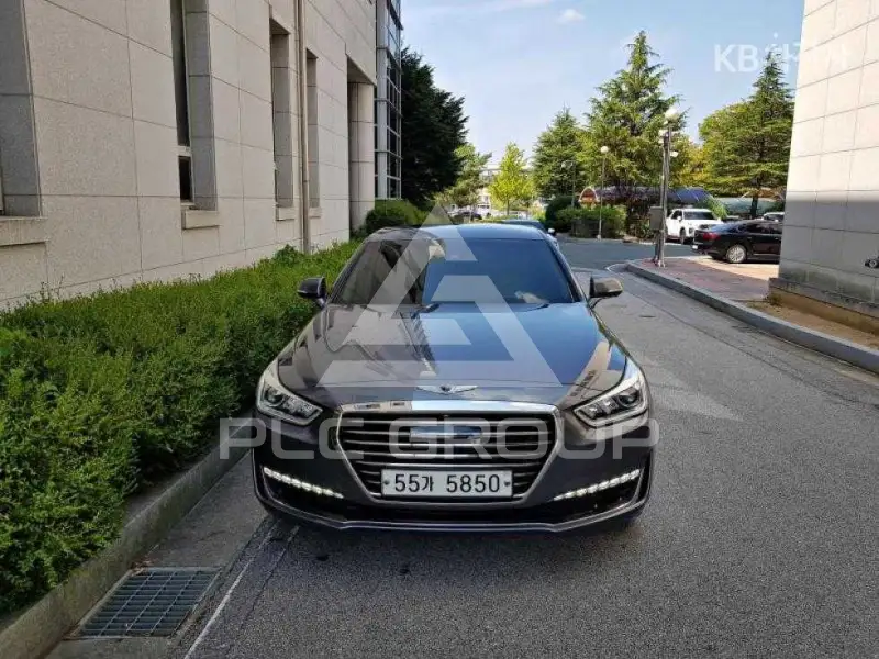 2016 Genesis G90