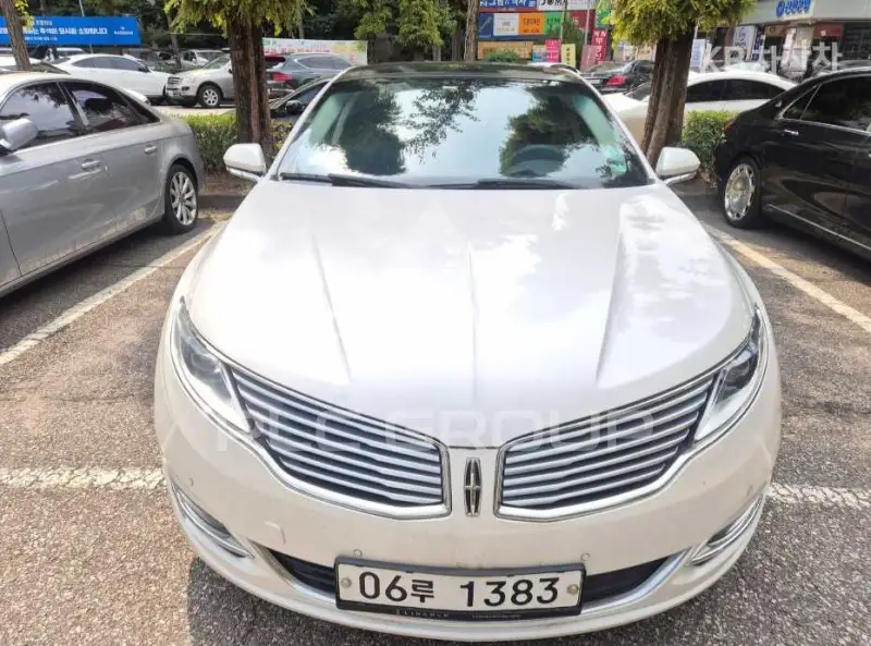 2016 Lincoln MKZ