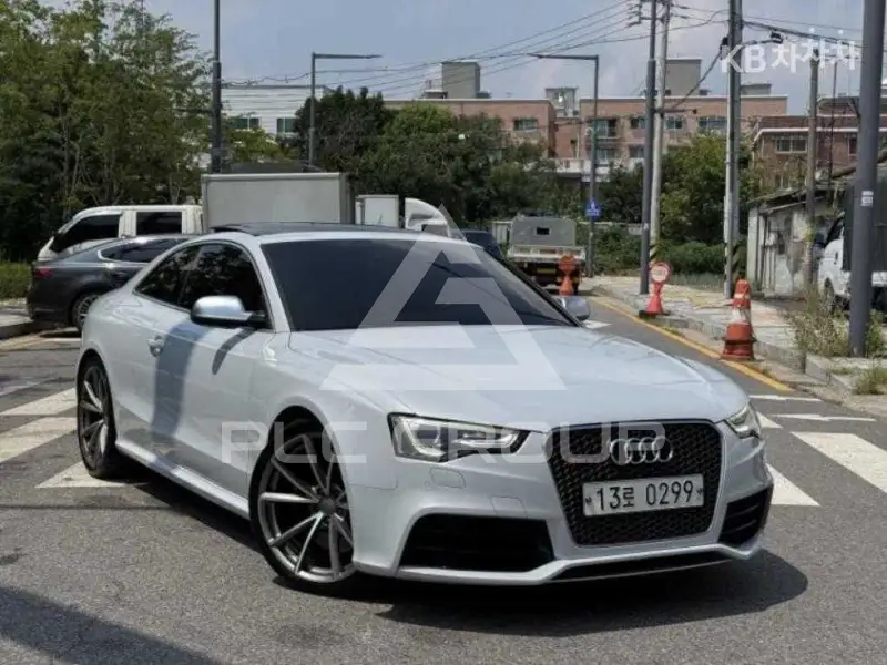 2016 Audi RS