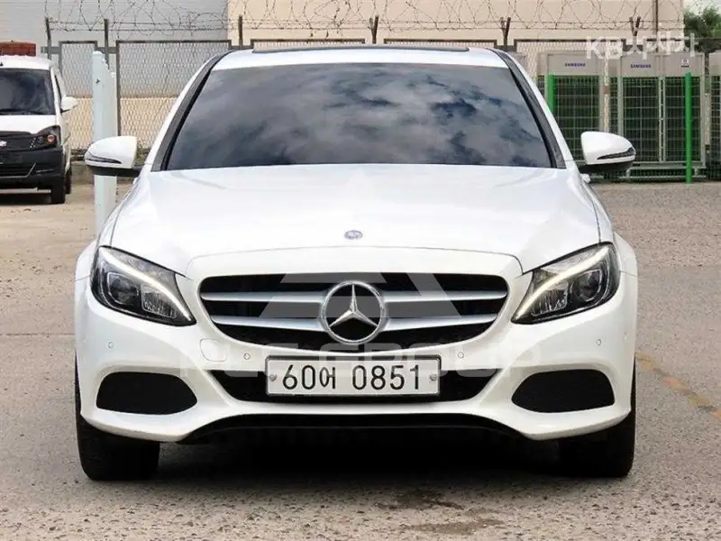 2016 Mercedes Benz C-Class