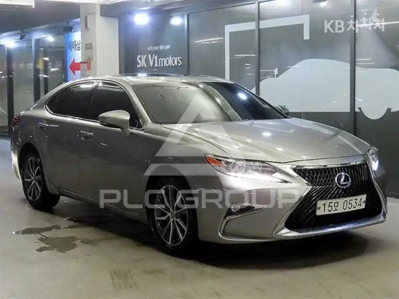 2016 Lexus ES