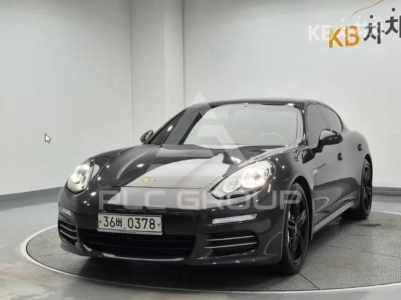 2016 Porsche Panamera
