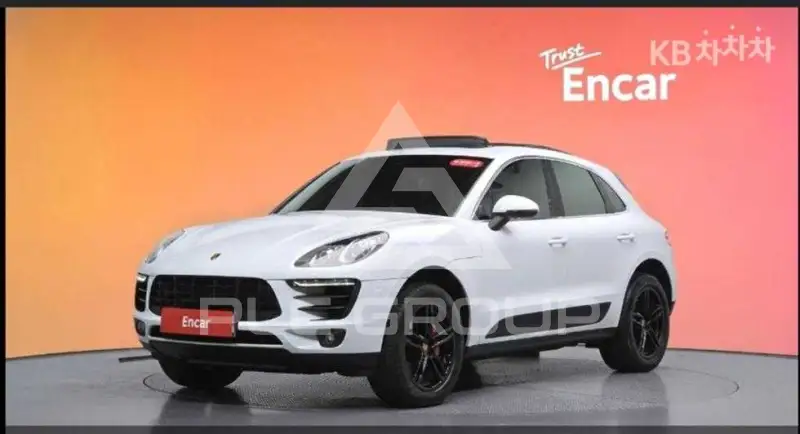 2016 Porsche Macan
