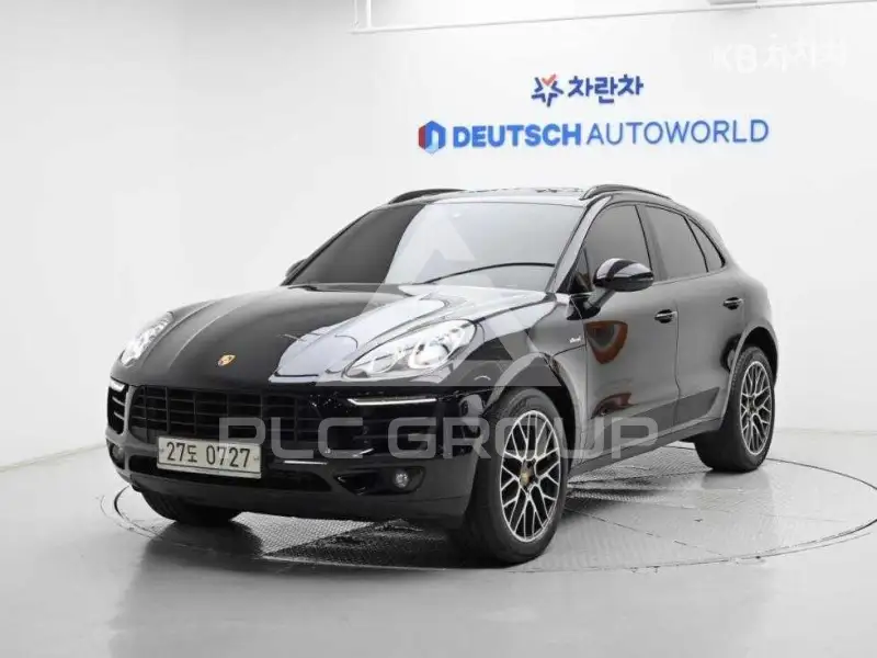 2016 Porsche Macan