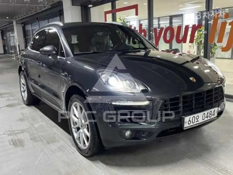 2016 Porsche Macan