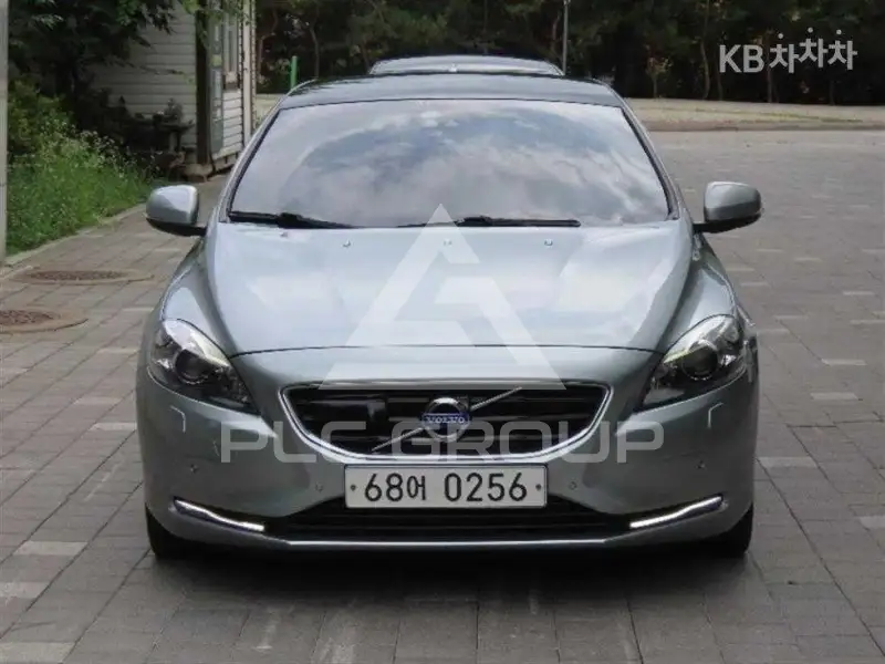 2016 Volvo V40