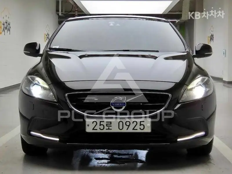 2016 Volvo V40