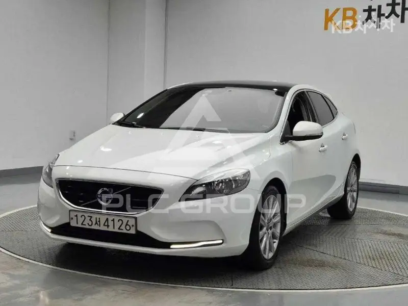 2016 Volvo V40