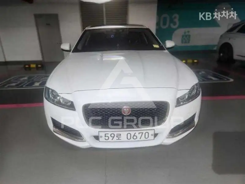 2016 Jaguar XF