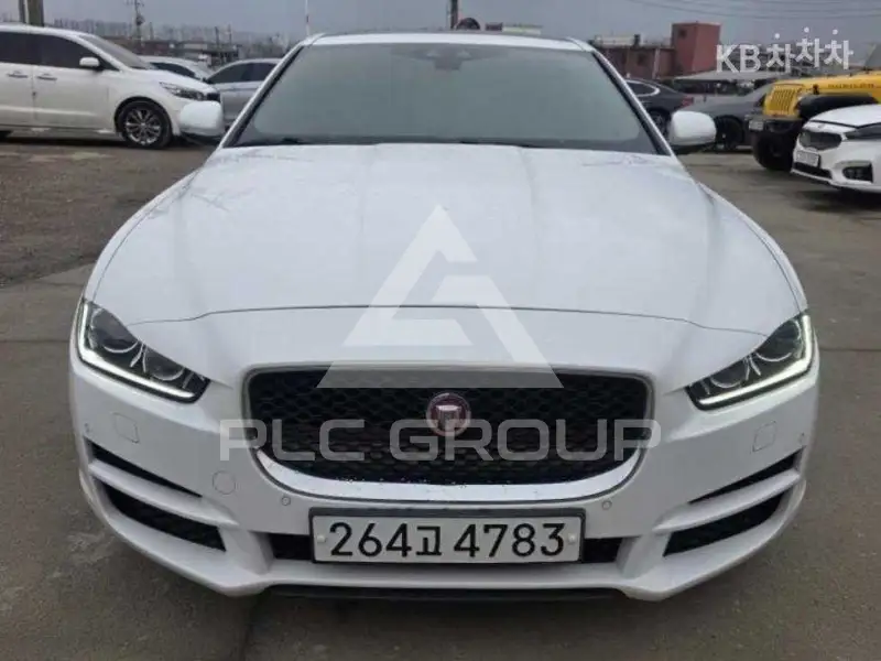 2016 Jaguar XE