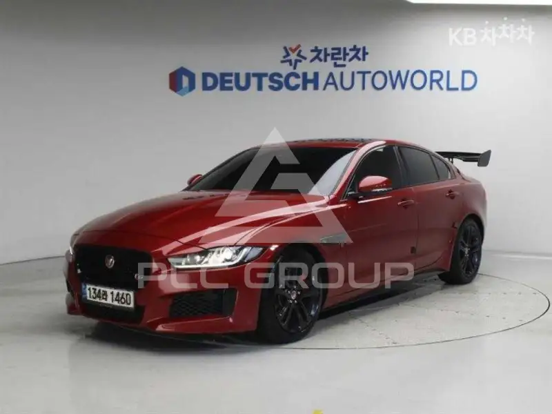 2016 Jaguar XE