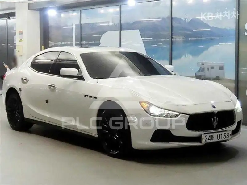 2016 Maserati GHIBLI