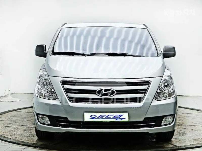 2017 Hyundai Starex