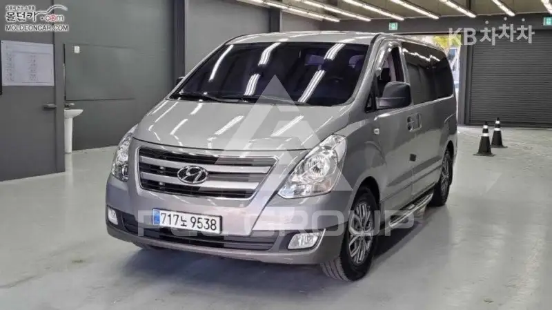 2017 Hyundai Starex