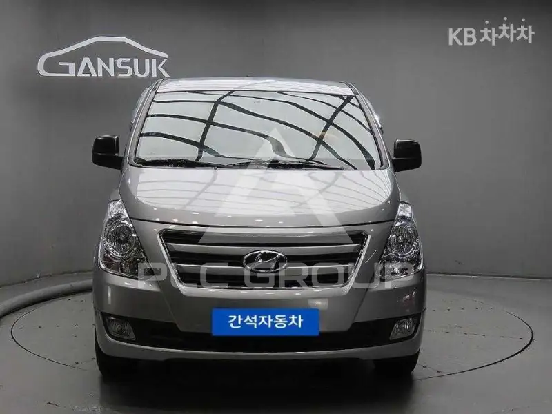 2017 Hyundai Starex