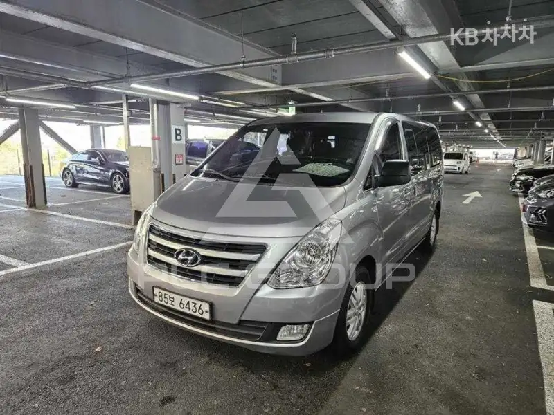 2017 Hyundai Starex