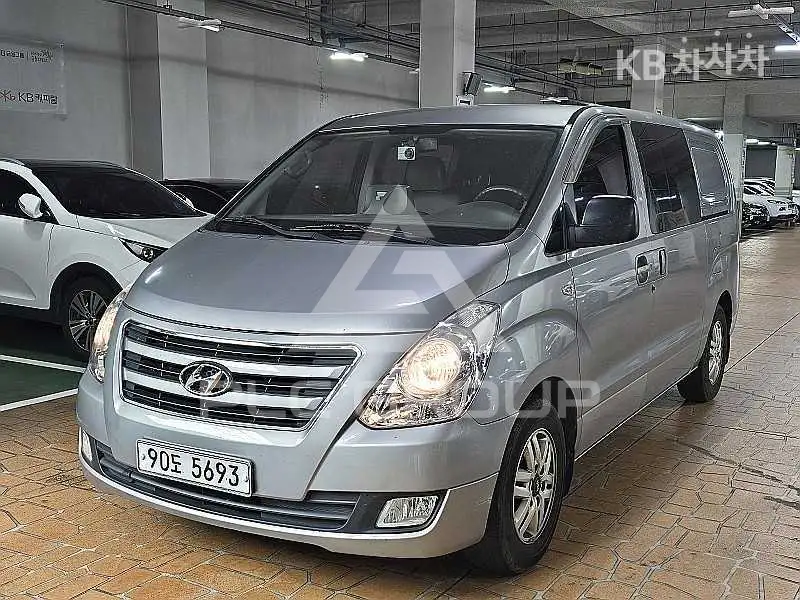2017 Hyundai Starex