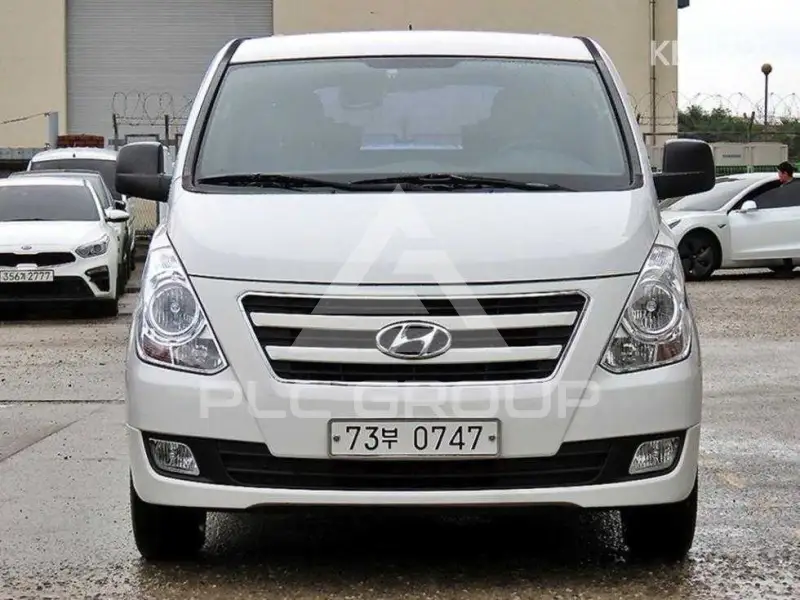 2017 Hyundai Starex