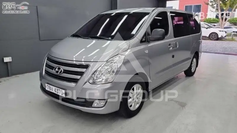 2017 Hyundai Starex