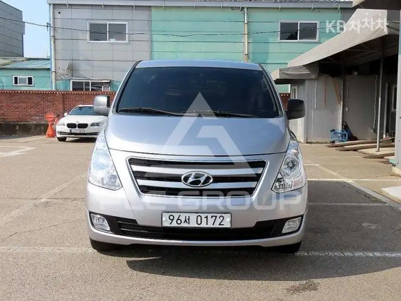 2017 Hyundai Starex