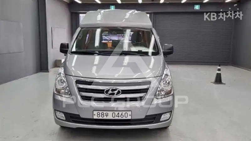 2017 Hyundai Starex