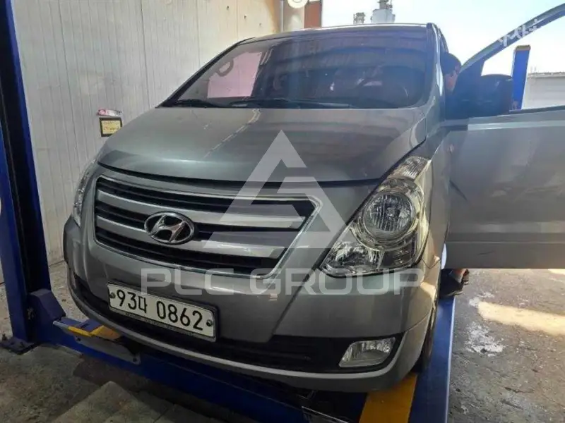 2017 Hyundai Starex