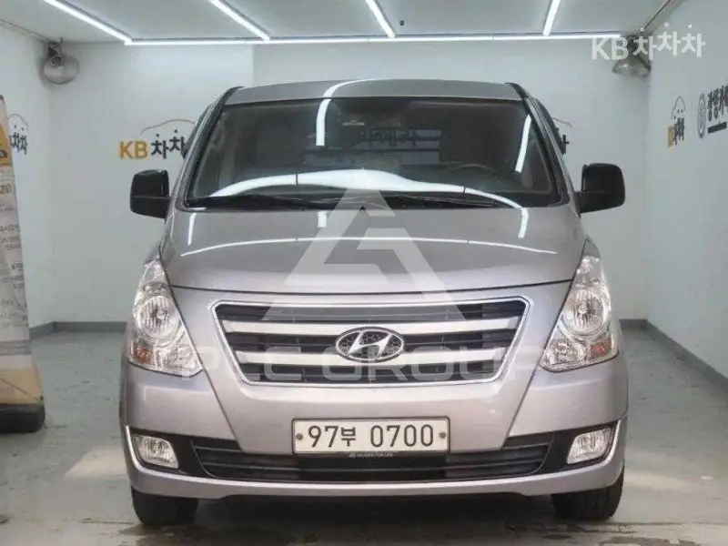 2017 Hyundai Starex