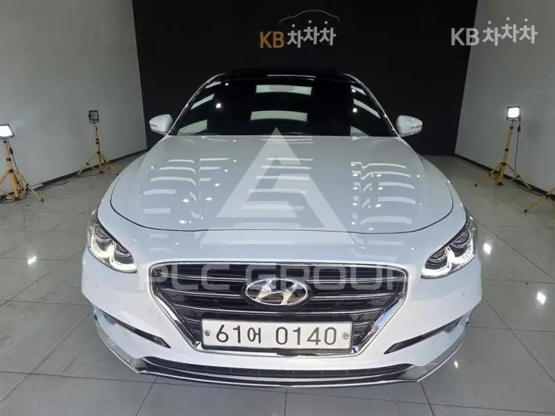 2017 Hyundai Grandeur