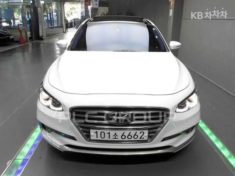 2017 Hyundai Grandeur