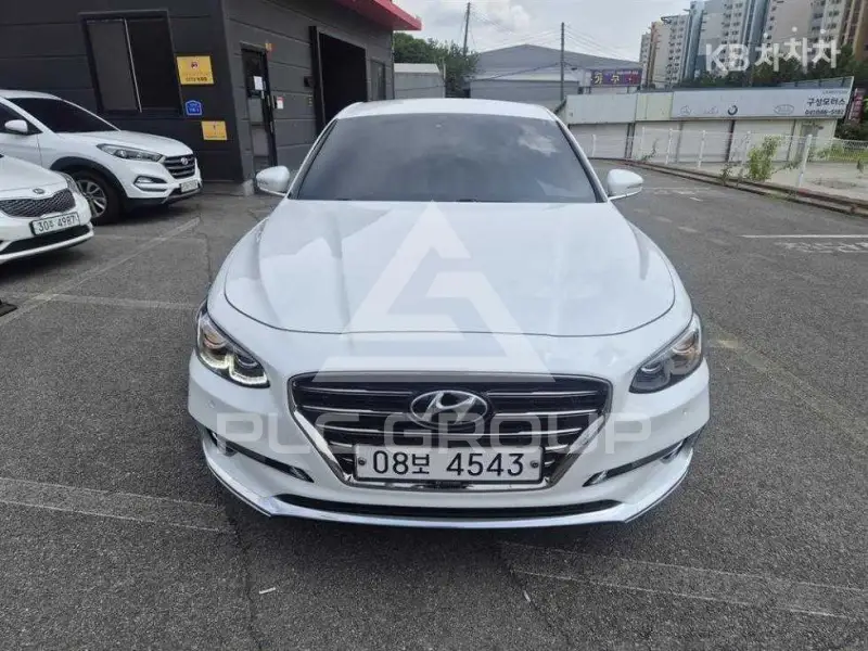 2017 Hyundai Grandeur
