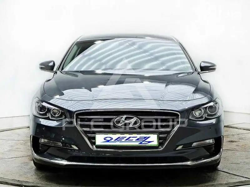 2017 Hyundai Grandeur