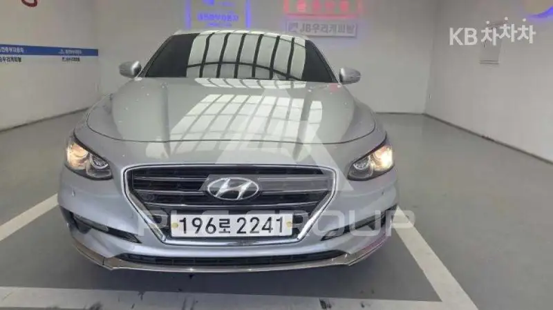 2017 Hyundai Grandeur