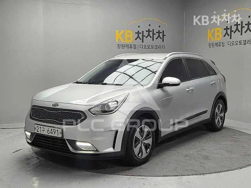 2017 KIA Niro