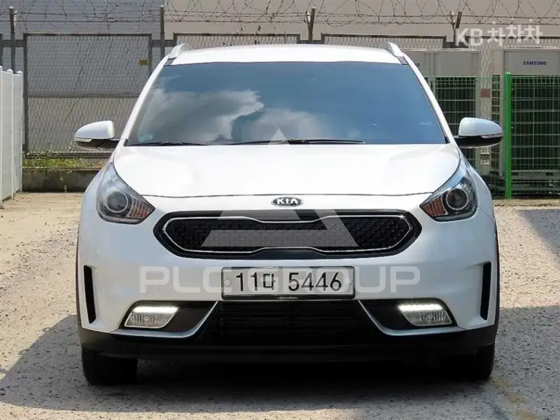 2017 KIA Niro