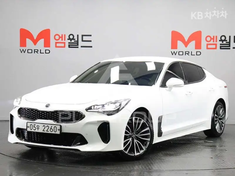 2017 KIA Stinger