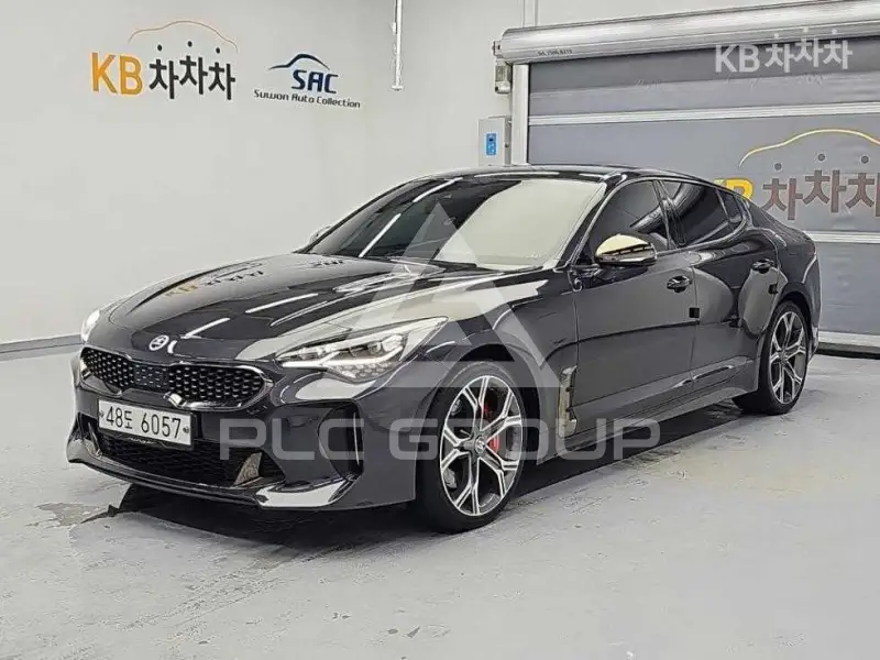 2017 KIA Stinger