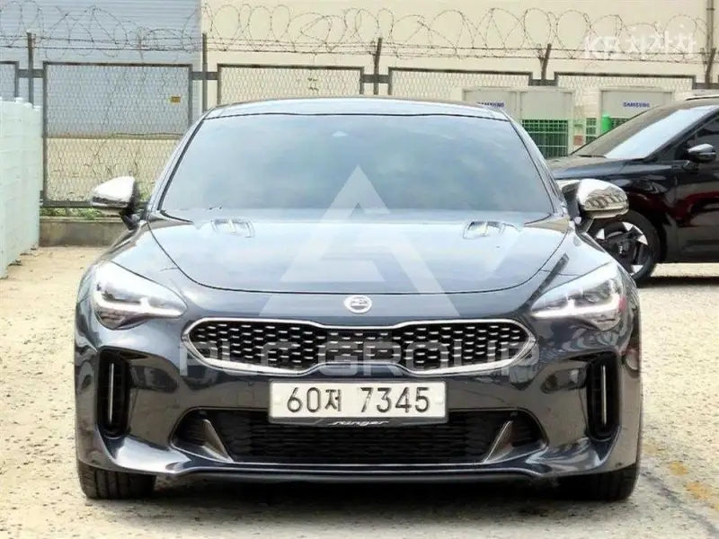 2017 KIA Stinger