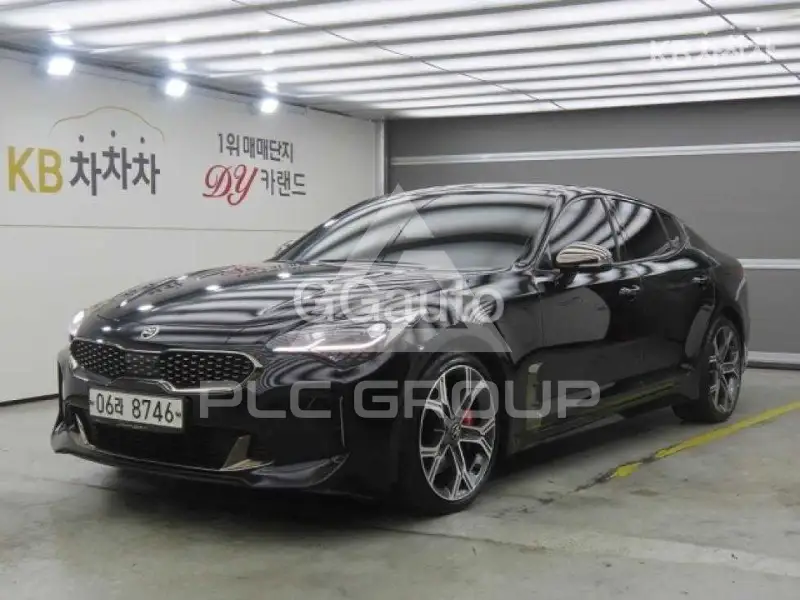 2017 KIA Stinger