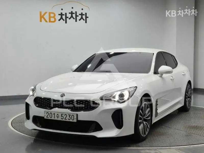 2017 KIA Stinger