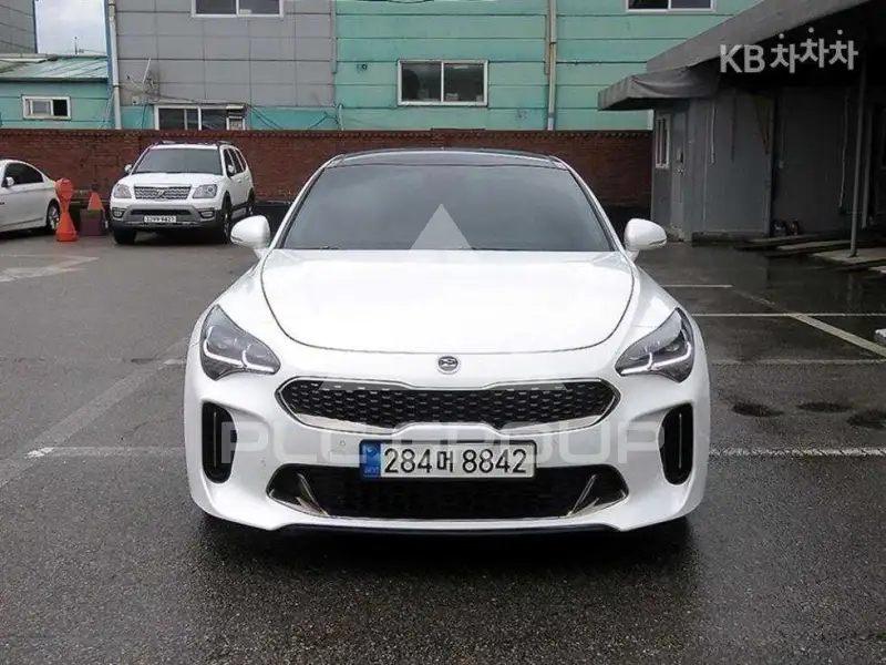 2017 KIA Stinger