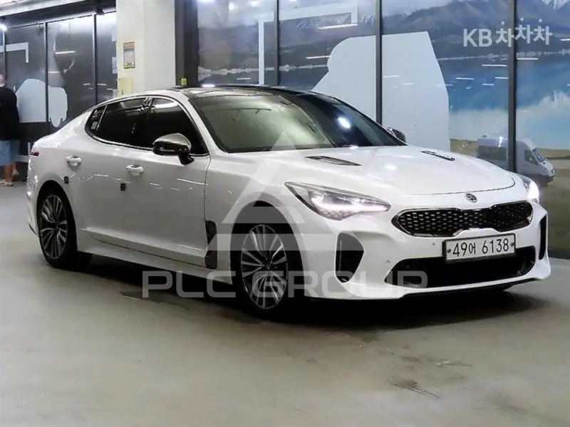 2017 KIA Stinger