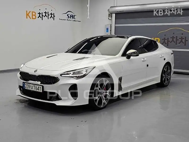 2017 KIA Stinger