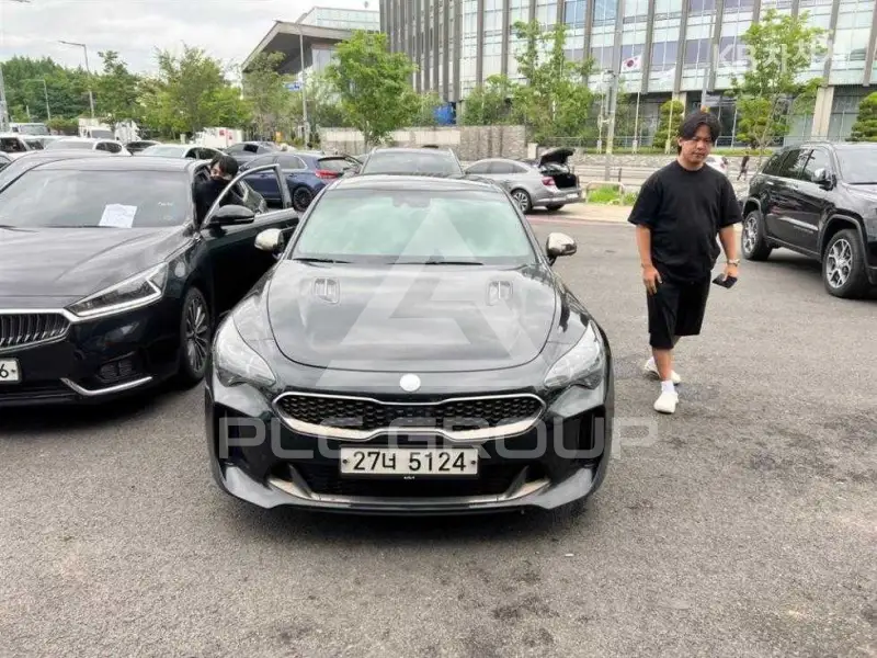 2017 KIA Stinger