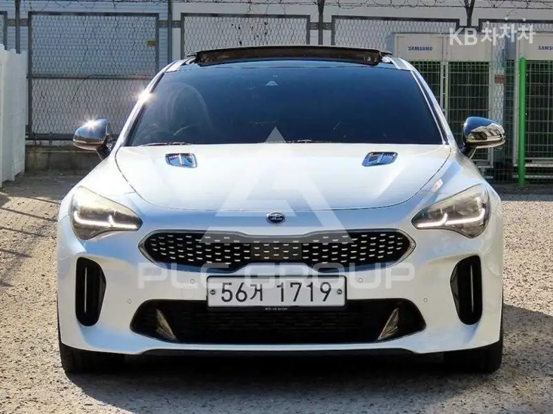2017 KIA Stinger